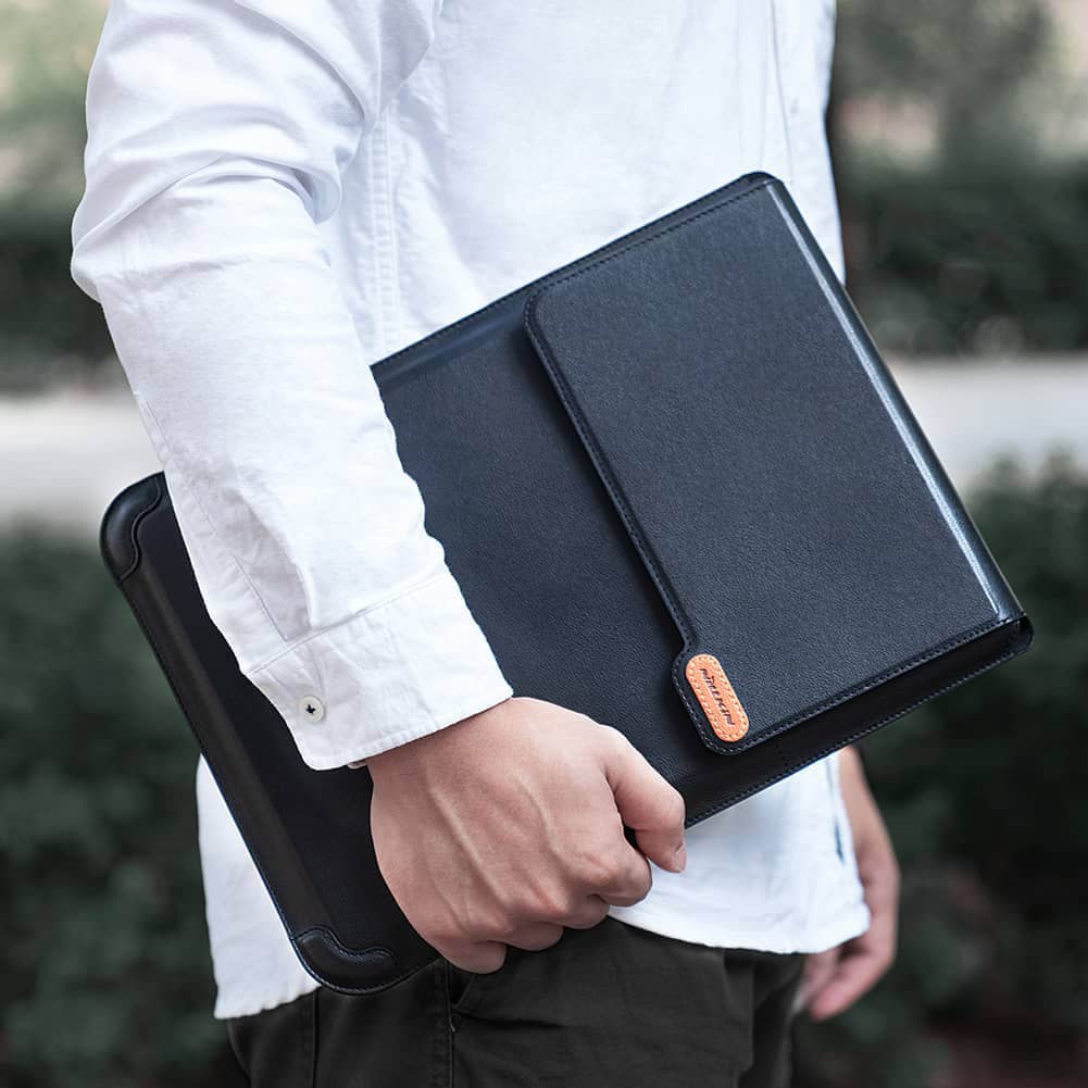 On-the-Go Laptop Sleeve - Feature2-1