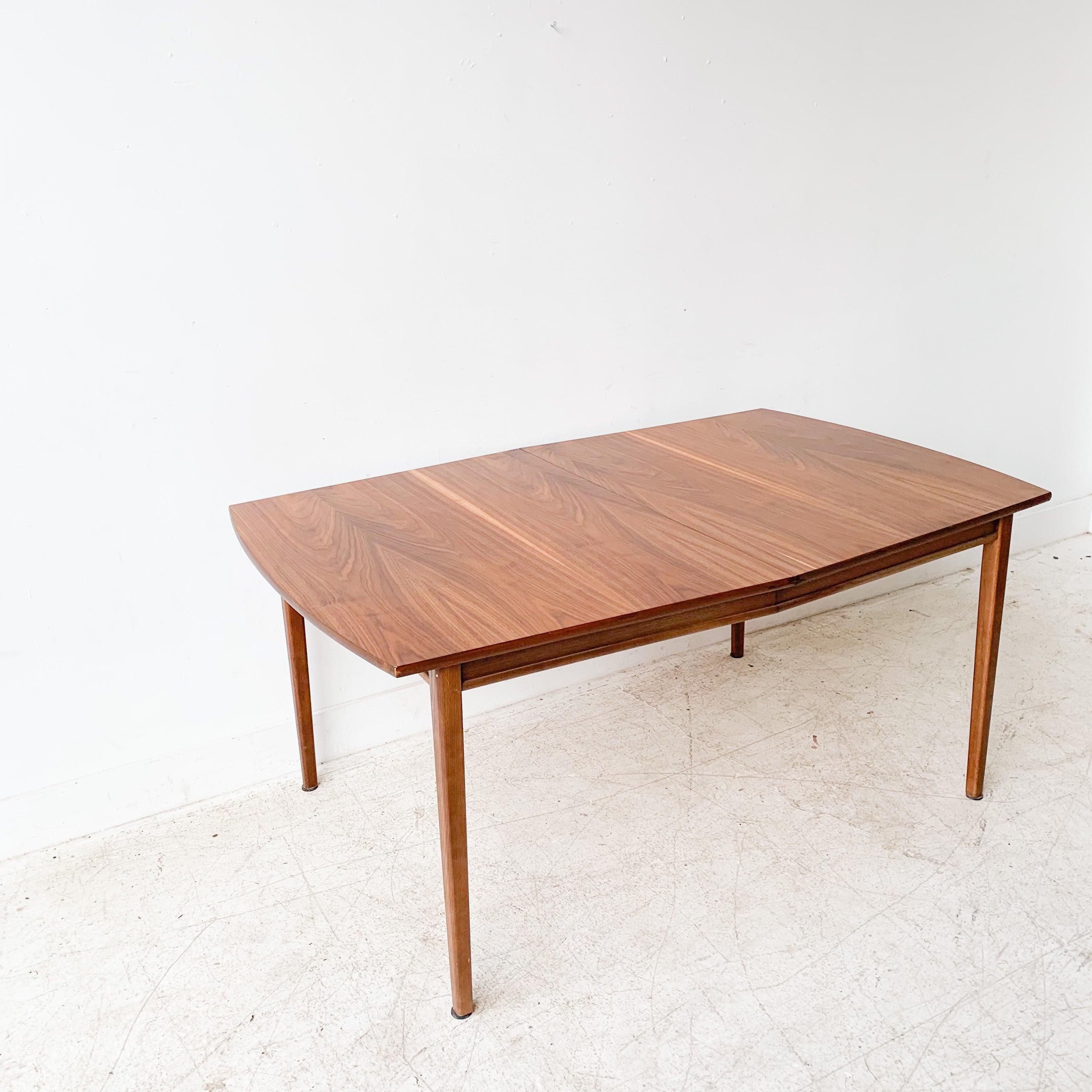 Mid Century Modern Walnut Dining Table w/ 1 Leaf