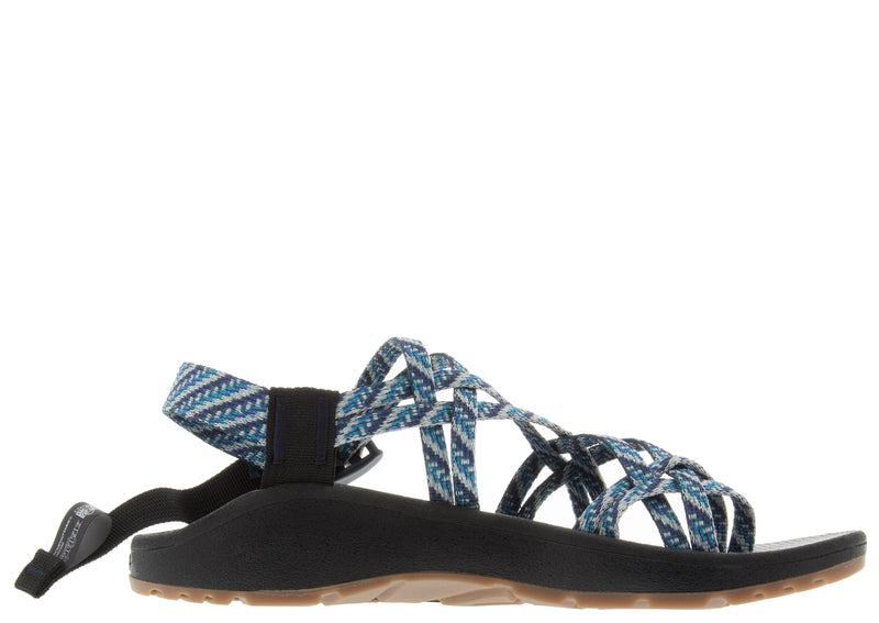 chaco womens zcloud x2 vs zcloud 2