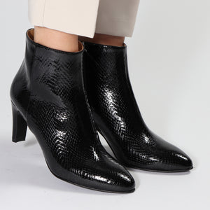 Emma Go - Erin - Women's Black Flat Suede Boots at The Nowhere Nation