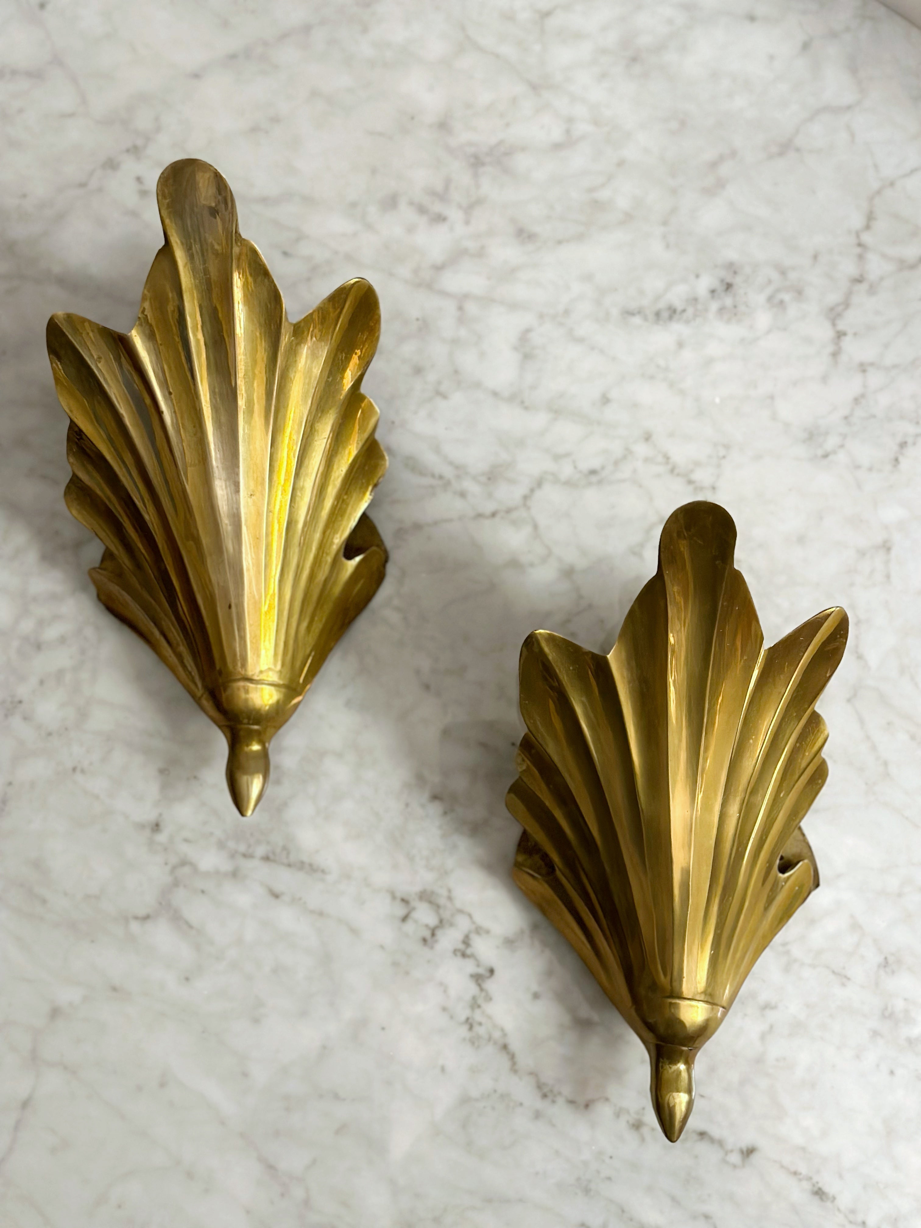 Mid Century Modern Brass Seashell Scalloped Bookends - a Pair — Sunset  Cottage Antiques, LLC