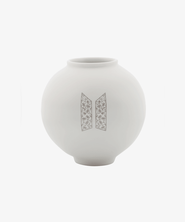 BTS - DALMAJUNG BTS X MU:DS OFFICIAL MD WHITE PORCELAIN MOON JAR MINIATURE