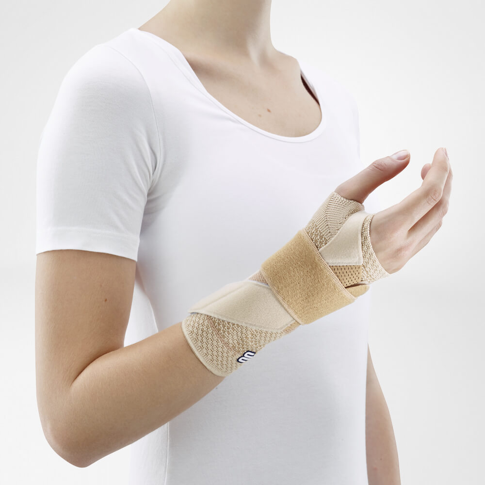 Bauerfeind ManuTrain Stabilizing Wrist Brace Left 3 Natur