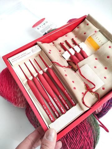 Tulip Etimo Red Set - HobbyShopy - Crochet Hook Set - special