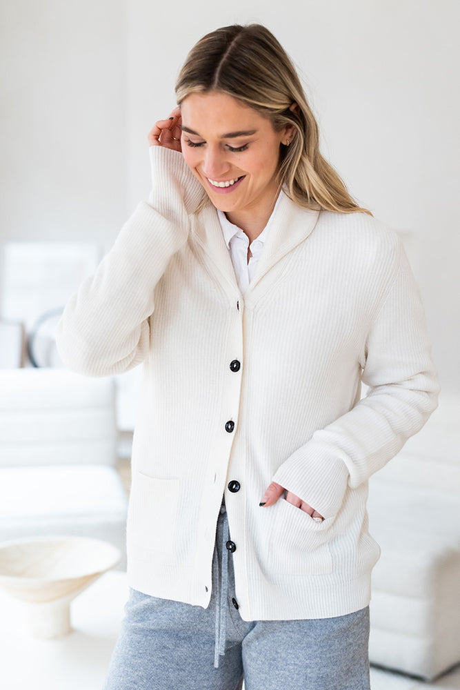 TIMELESS CASHMERE CARDIGAN - SOFT MUSHROOM – The Cashmere Shop