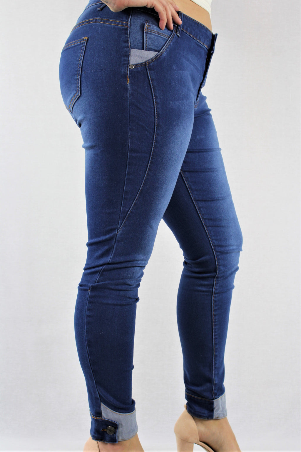 plus size blue ripped jeans