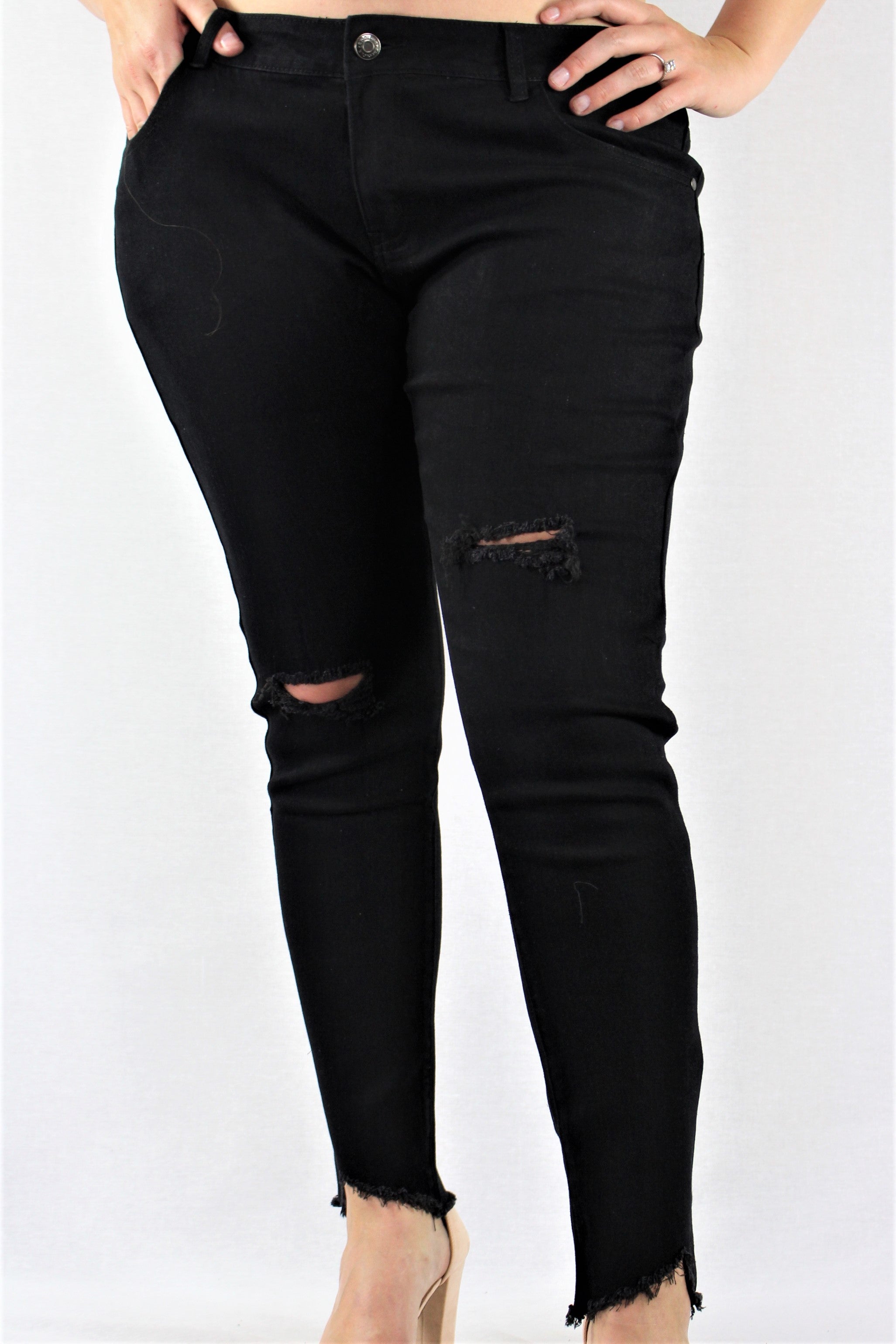 black distressed jeans plus size
