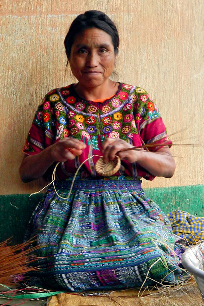 Mayan Hands artisan Catarina Baran