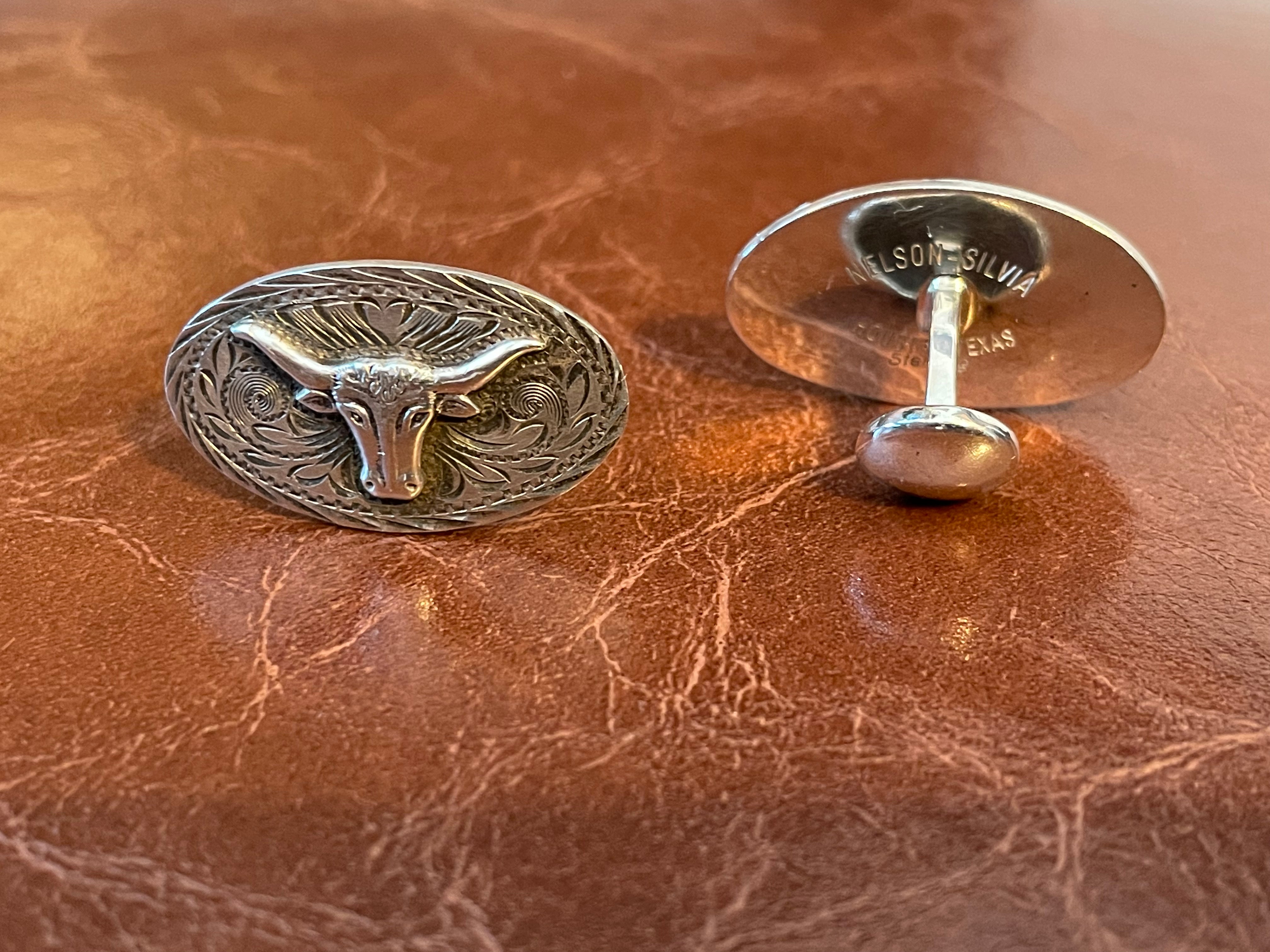 Longhorn Oval Cufflinks