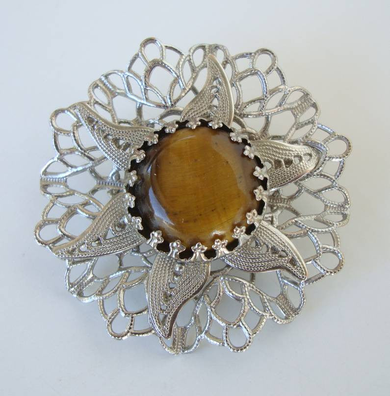 filigree brooch