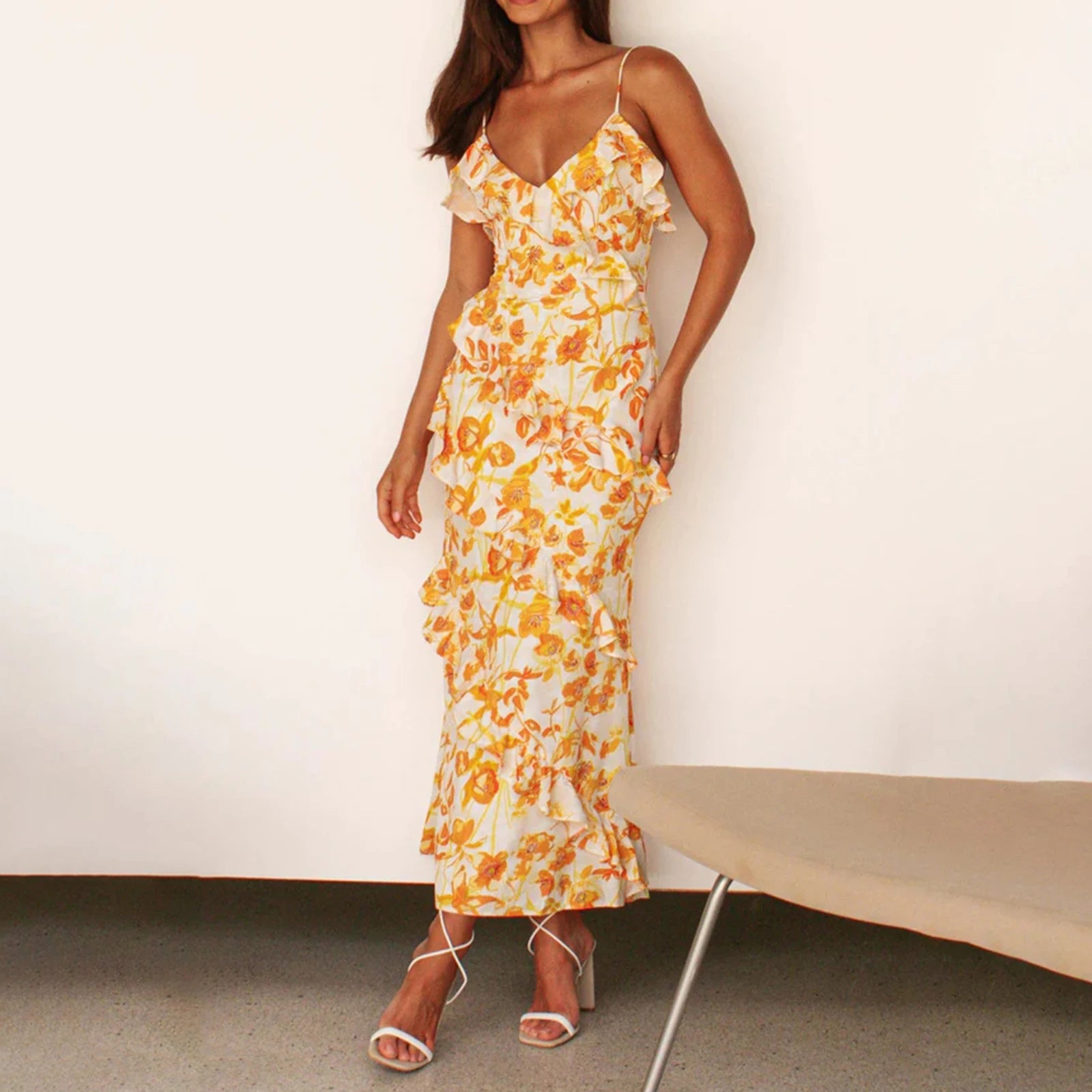 Women's Sleeveless V-Neck Floral Print Ruffled Summer Dress
