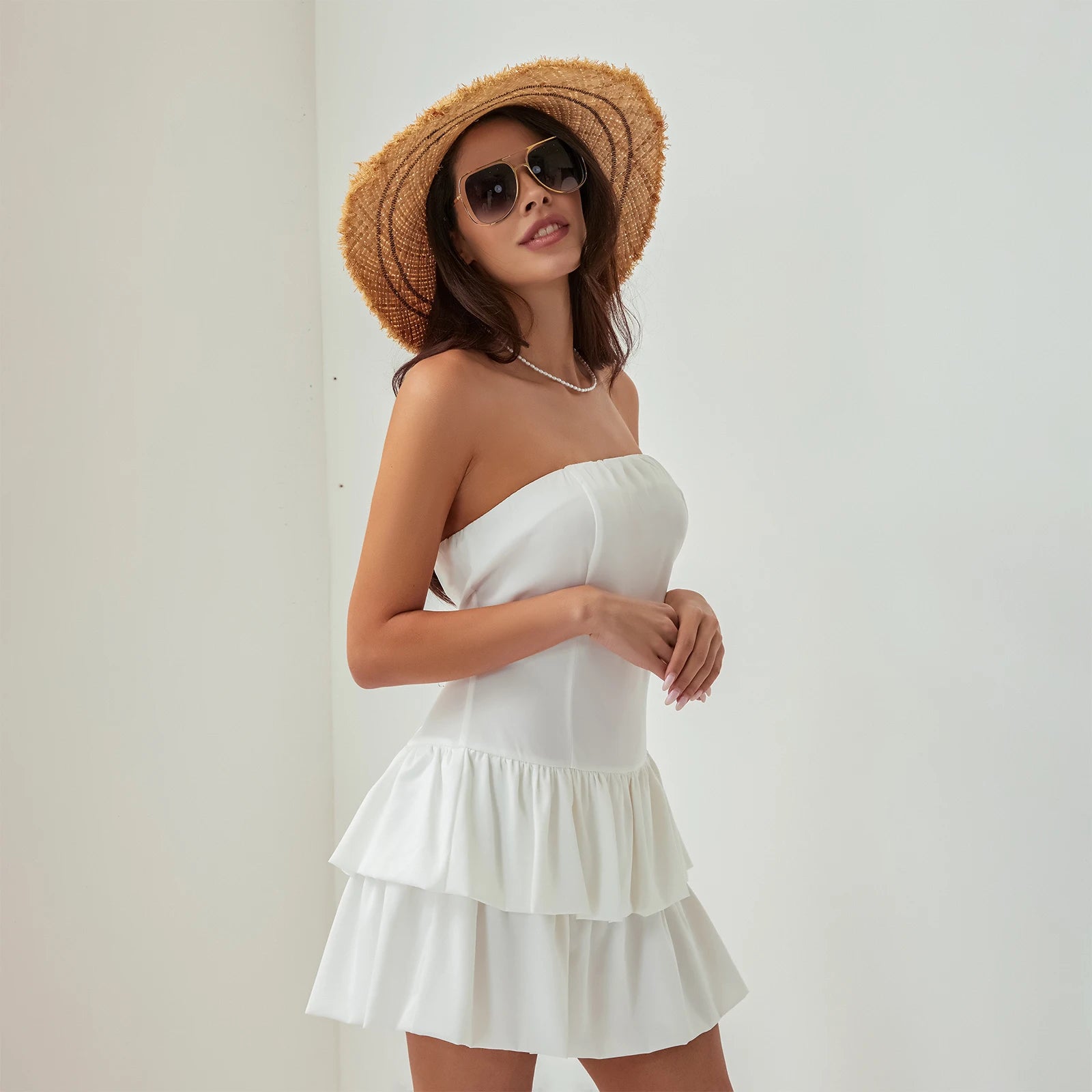 Chic strapless formal mini dress for weddings and parties - Image 8