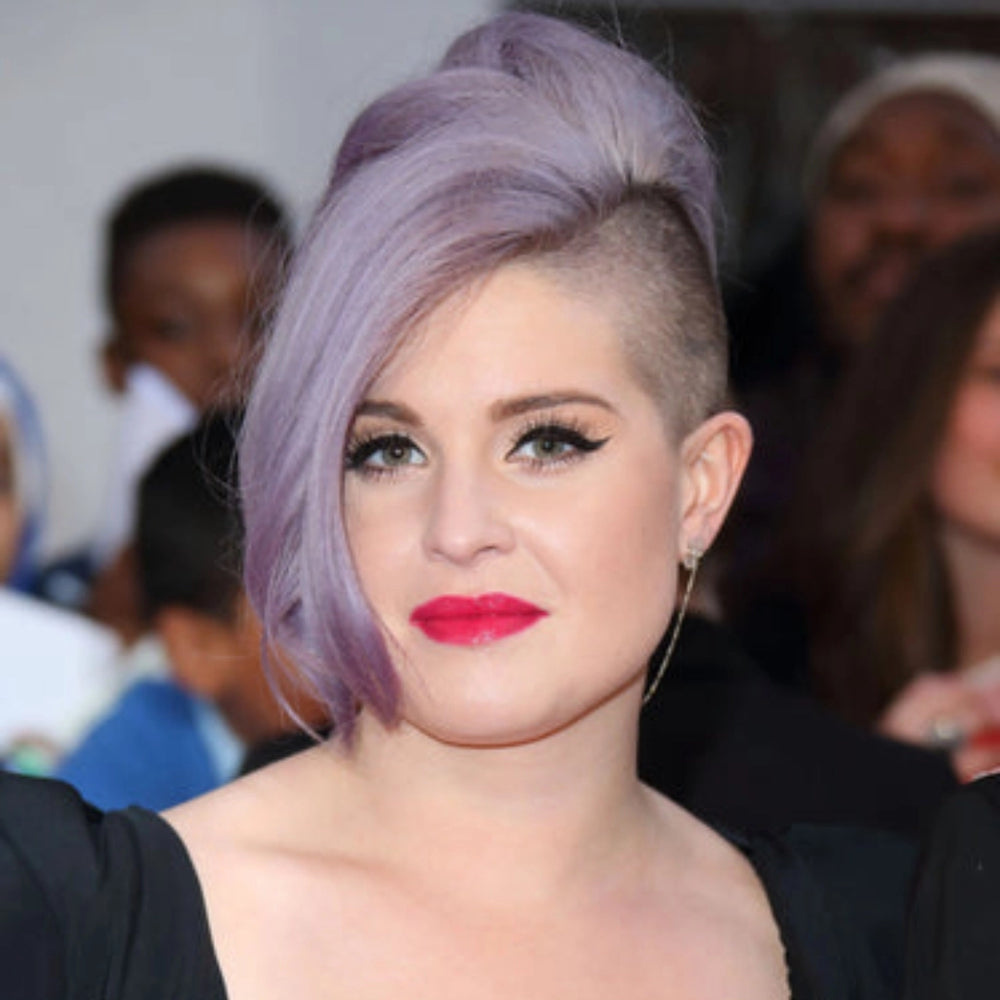 Kelly Osbourne kolmion muotoiset kasvot