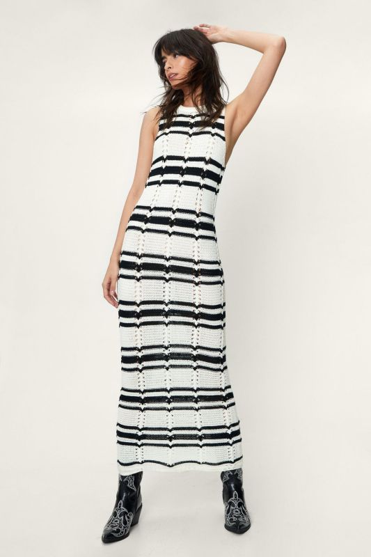 Women's round neck loose contrast striped maxi dress