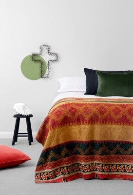 Bohemian Bedding and boho chic decor ideas - jaipur handloom - Vintage kantha Blanket