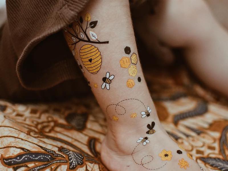 40 Coolest Bumblebee Tattoo Designs Ideas Photos  Images  Picsmine