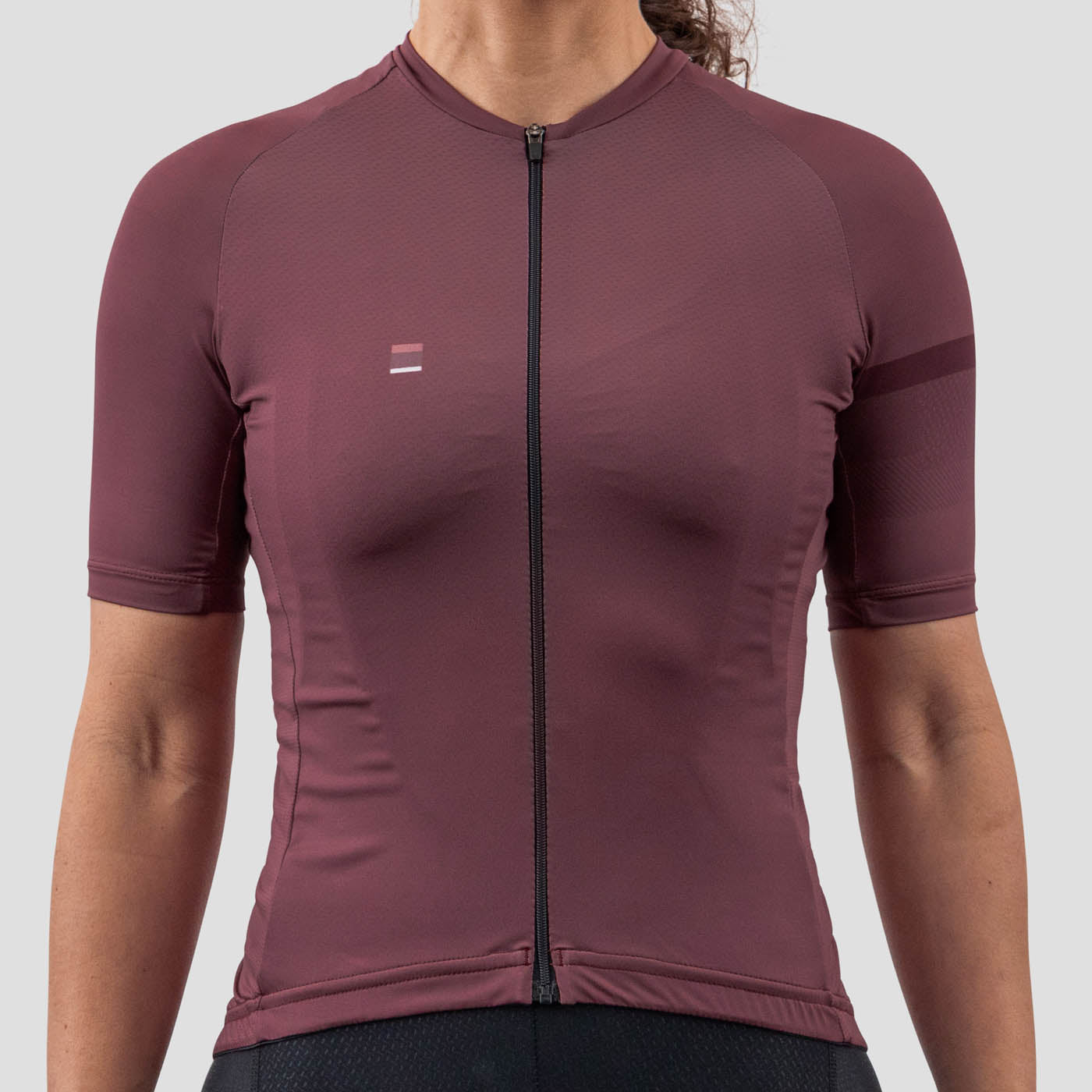 burgundy cycling jersey