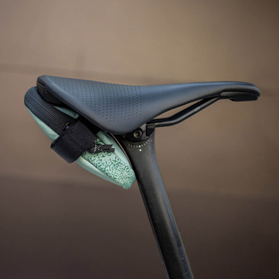 minimalist bike saddle bag