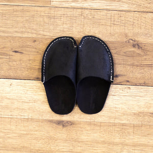kids black slippers