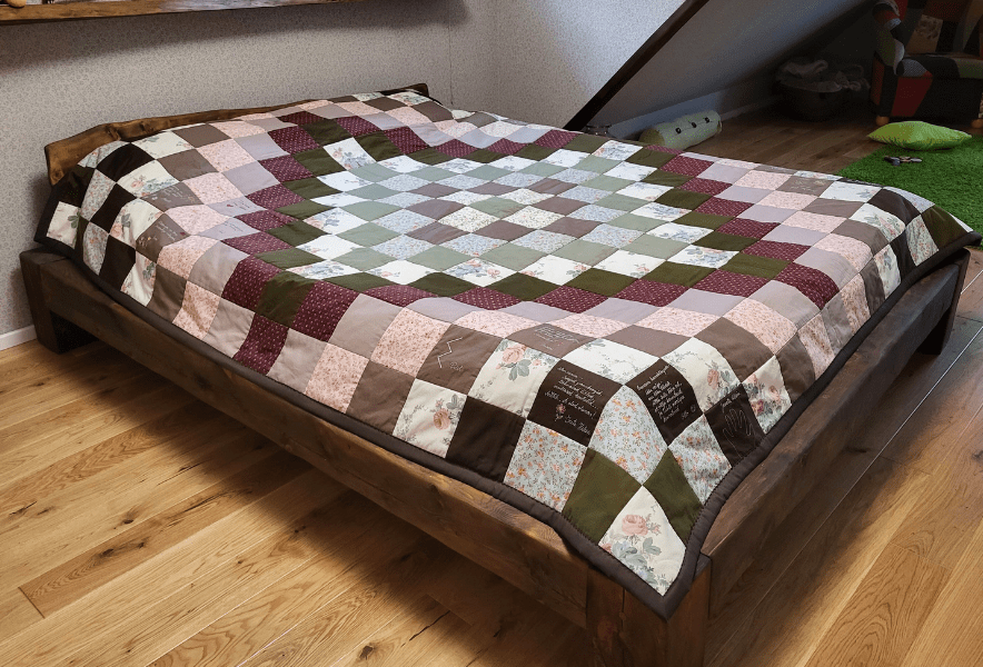 Quilt with texts, congratulations