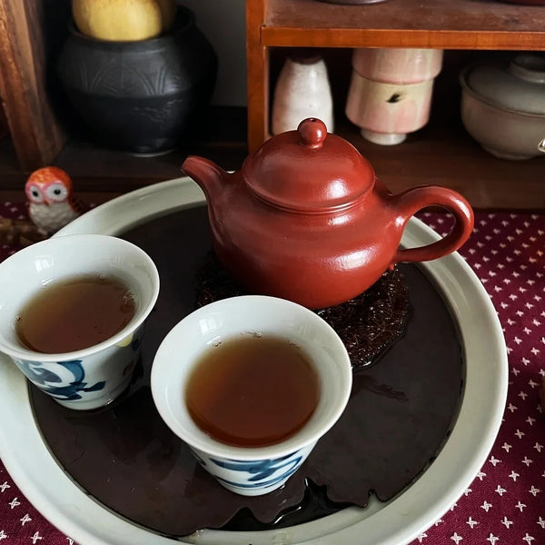 Frequent Use of Yixing clay teapot
