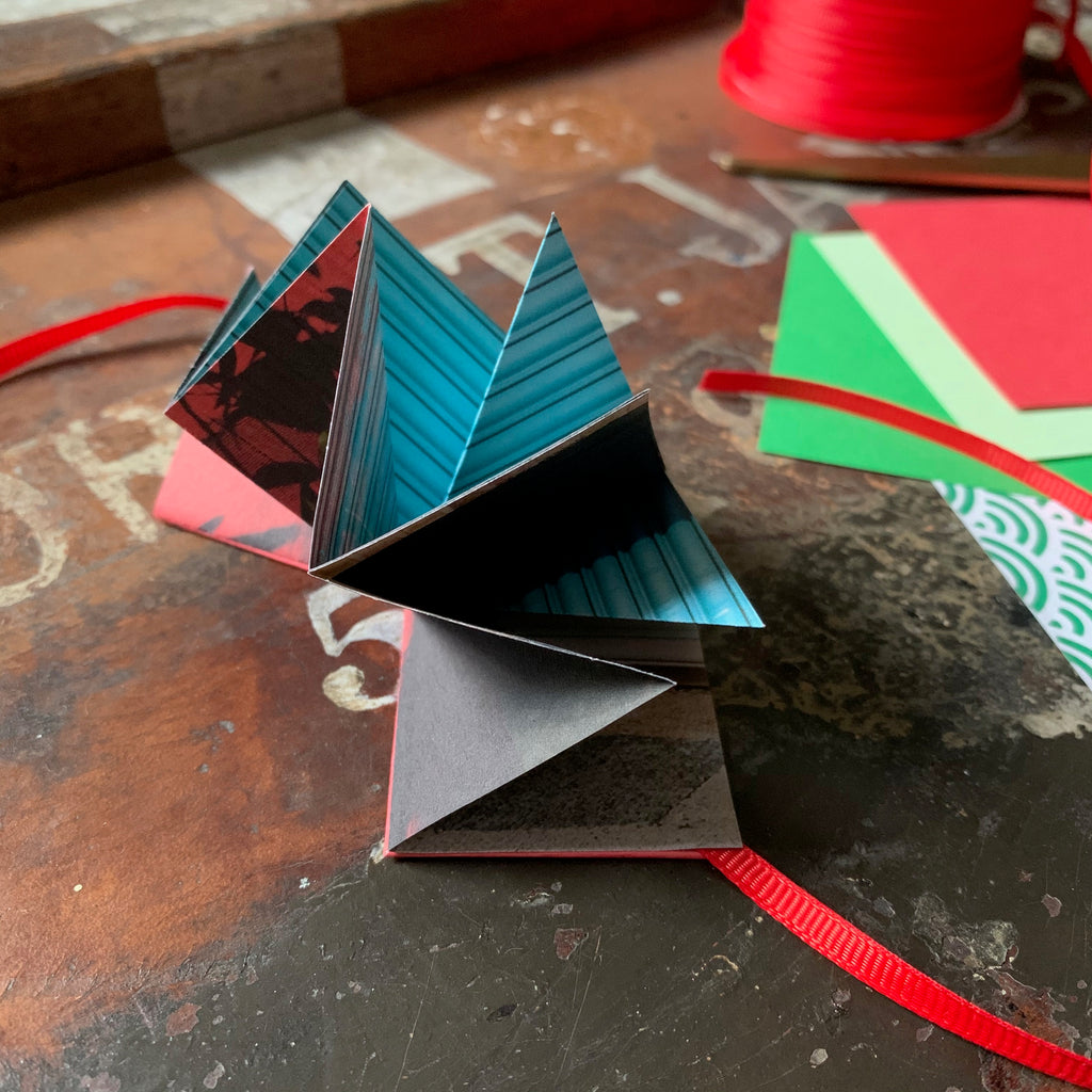 Make an origami star book (Sat 28 Nov) – Mostly Flat