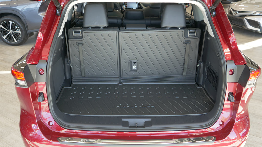 Cargo Liner // 20202021 Highlander PK24148L00 Sherwood Park Toyota