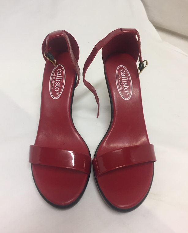 red heels size 6