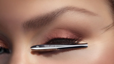 How to Choose the Perfect Tweezers for Eyelash Extensions Expert Insights?