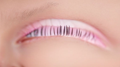 What Makes the Best Eyelash Extension Tape Stand Out?