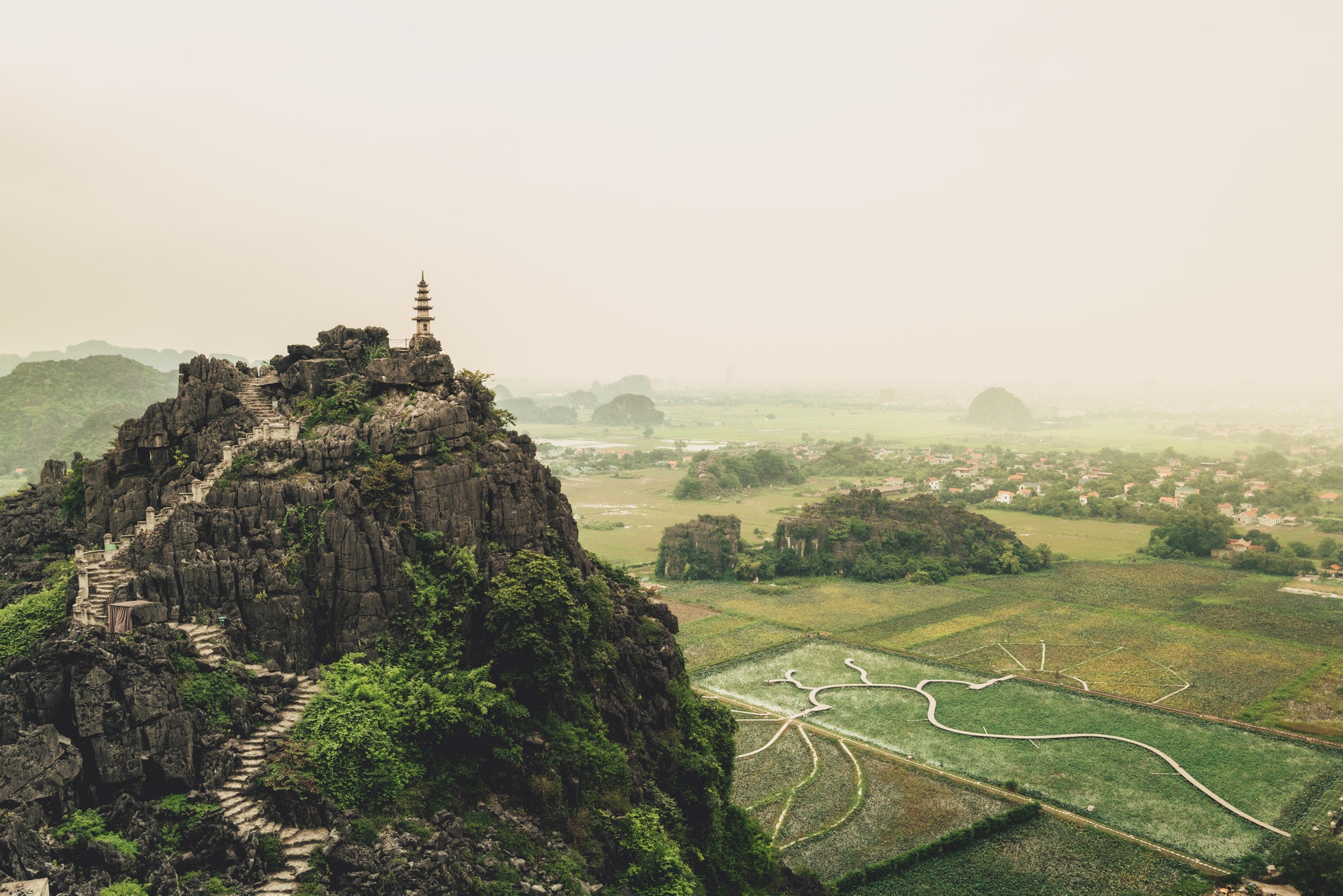 Landscape photograph by Annie Wu of Hang Mua Peak in Vietnam