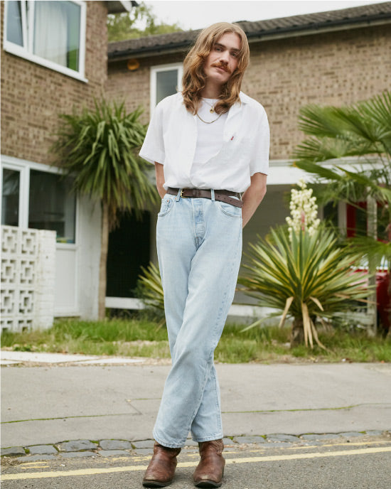 Man styled in Levi's 501 jeans  - Levi's Hong Kong