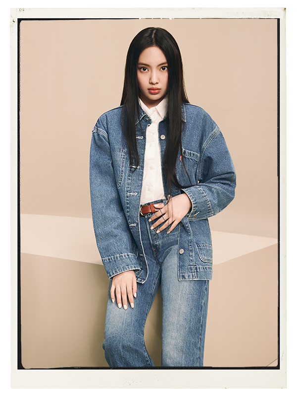 NWJNS Hyein styled in denim jacket and 501 jeans - Levi's Hong Kong 