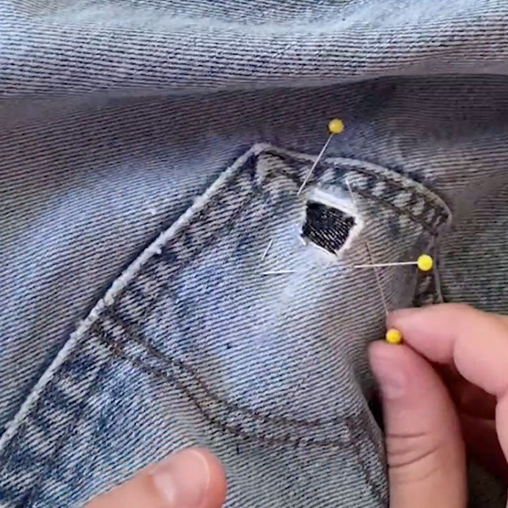 Repair Jeans Pocket: Pin The Patch Into The Jeans Hole's Place  - Levi's Hong Kong