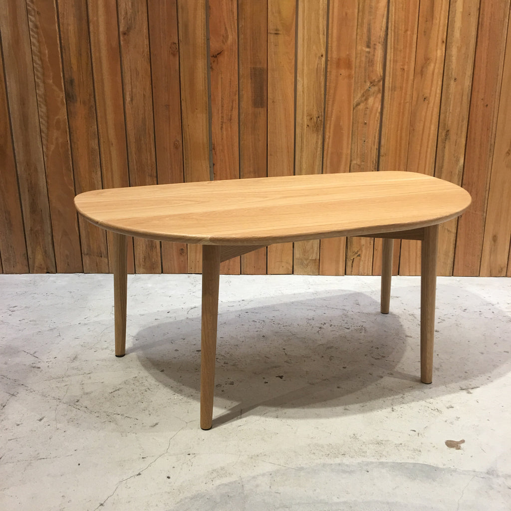 oval center table