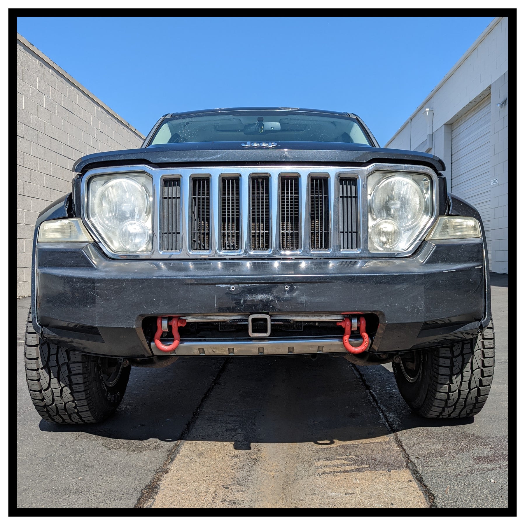 Jeep Liberty KK Front Hitch Receiver w/ Shackle Tab – HK Offroad