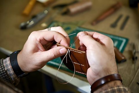 leather stitching with linen cord