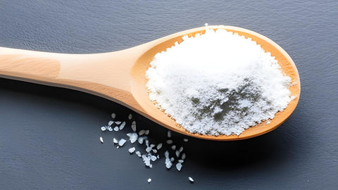 spoonful of magnesium powder