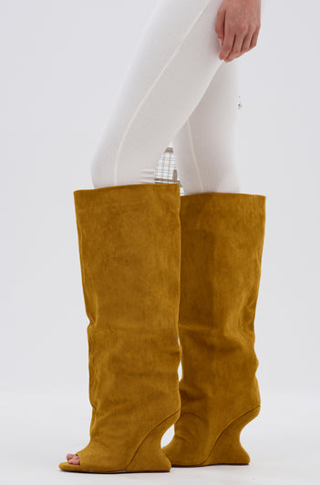 KNEE HIGH BOOTS