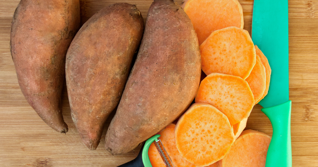 How to Prepare Sweet Potatoes for Dogs