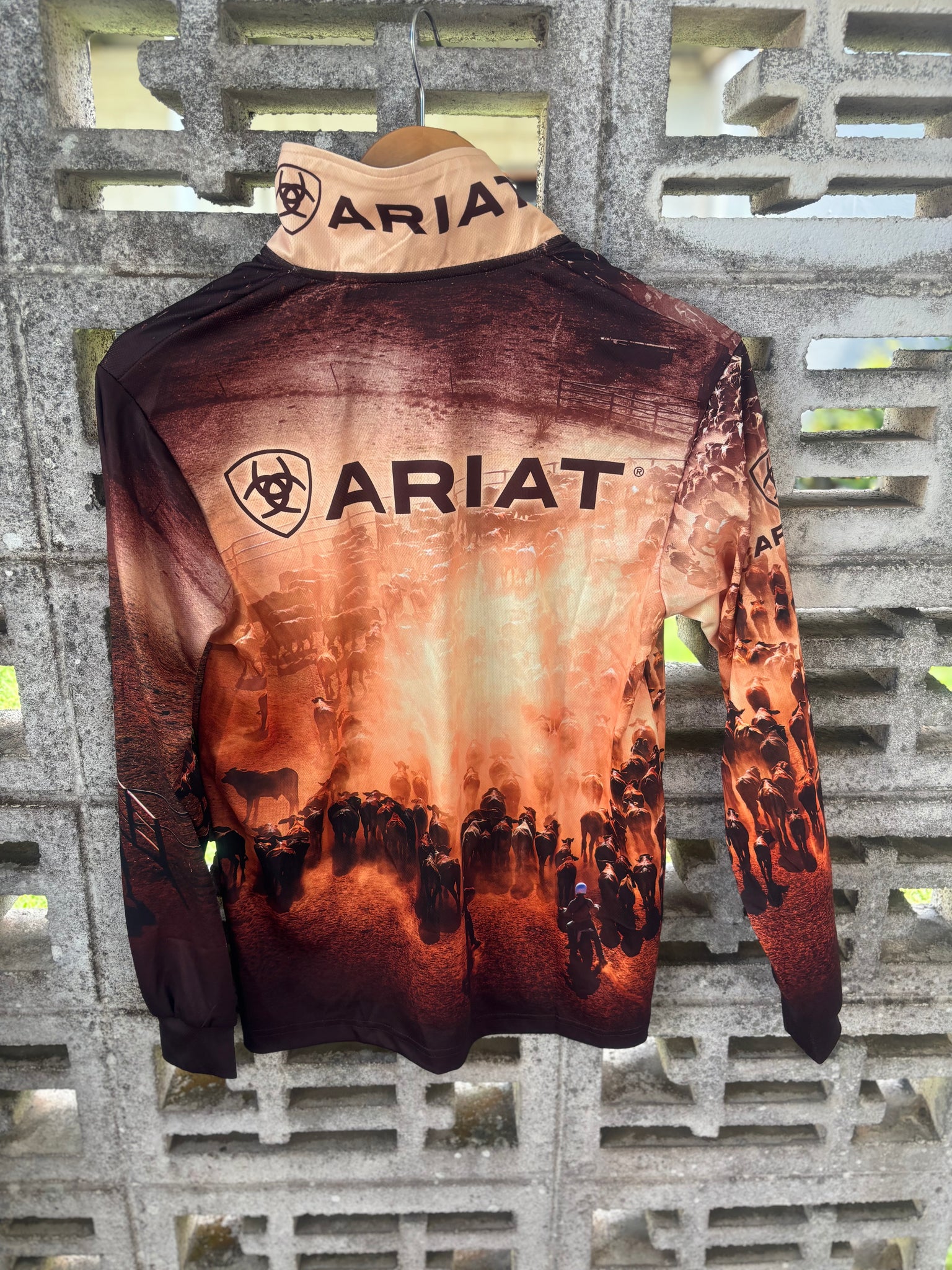 Buy Ariat Unisex L/S Fishing Shirt (2007CLSP) Mr Marlin Online