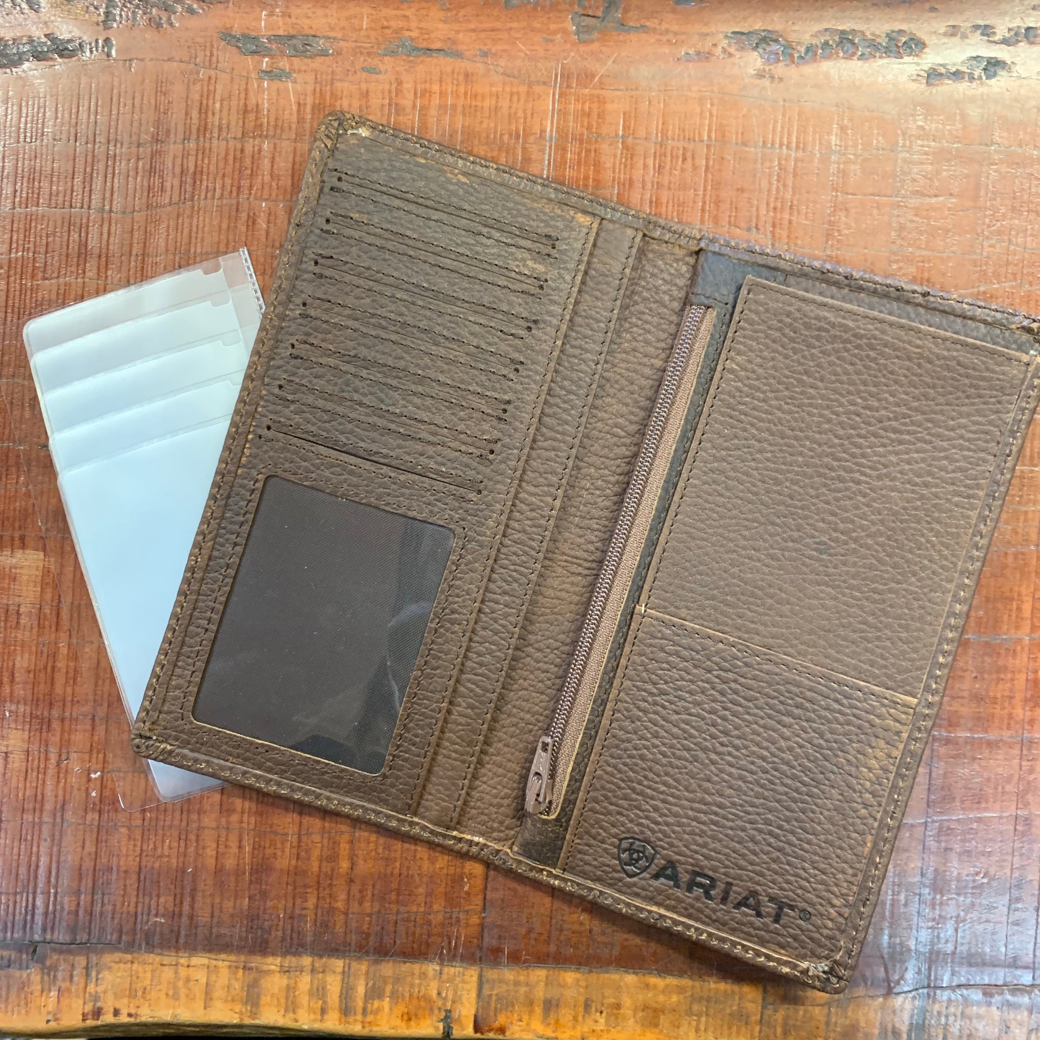 ariat wallets near me