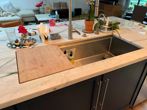 Large single bowl ledge sink with cutting board