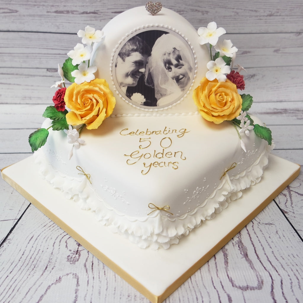 Order Golden Beauty Anniversary Cake Online From Varushi Cake Queen,Kharar