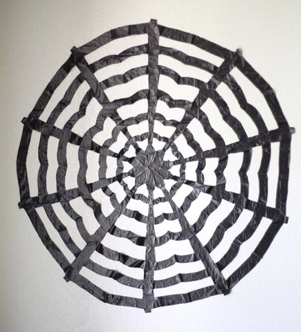 DIY spider web decoration