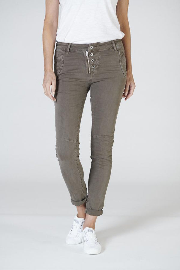 Italian Star | Chocolate Button Jeans | Zabecca Living