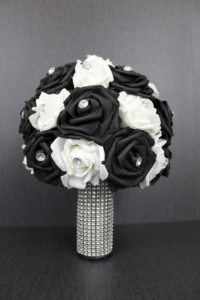 Classic Black and White Rose Wedding Bouquet Collection – Detail