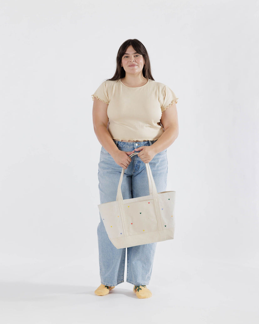 Medium Heavyweight Canvas Tote in Embroidered Hearts