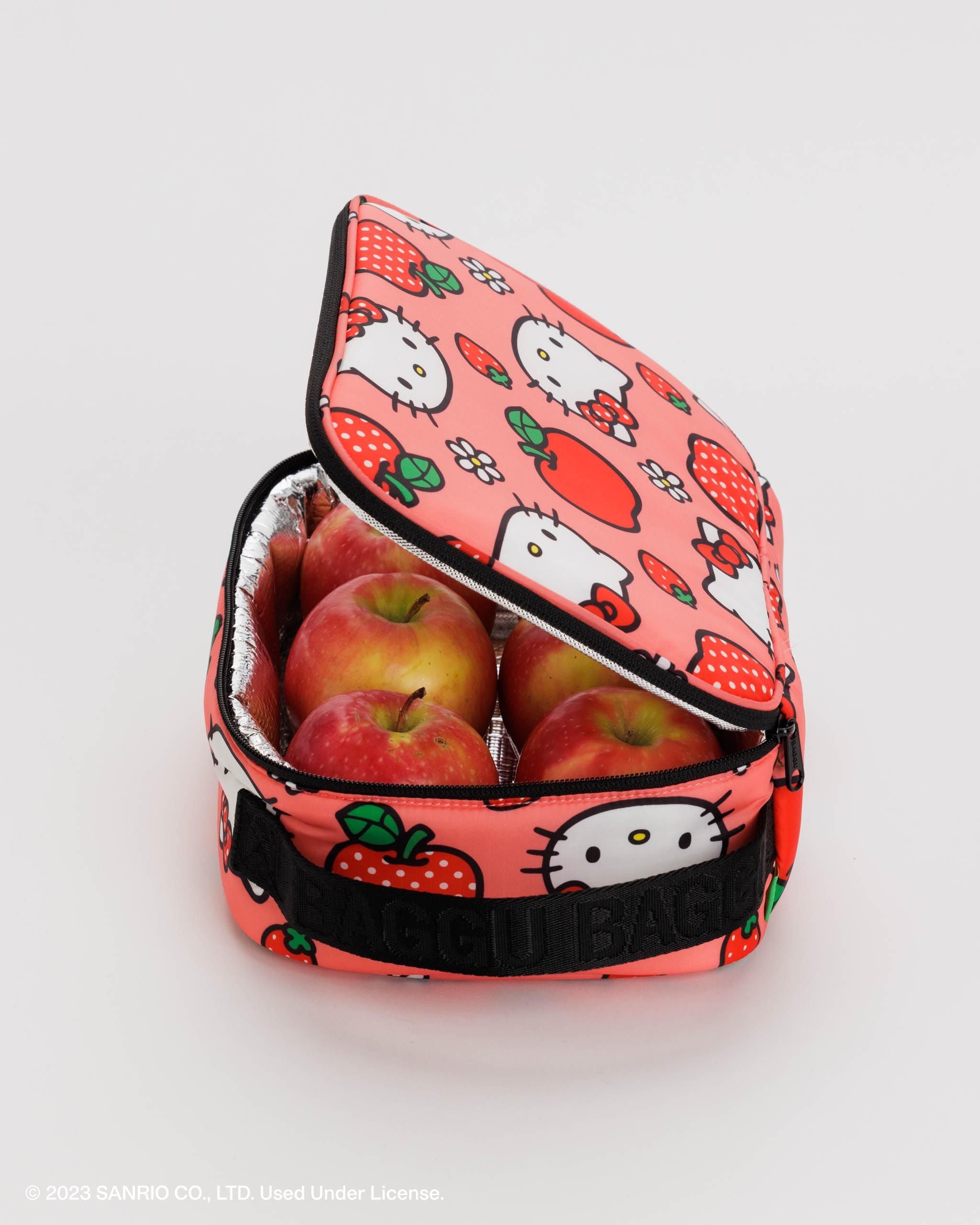 Hello Kitty and Friends x Baggu Lunch Box (Friends Scene)