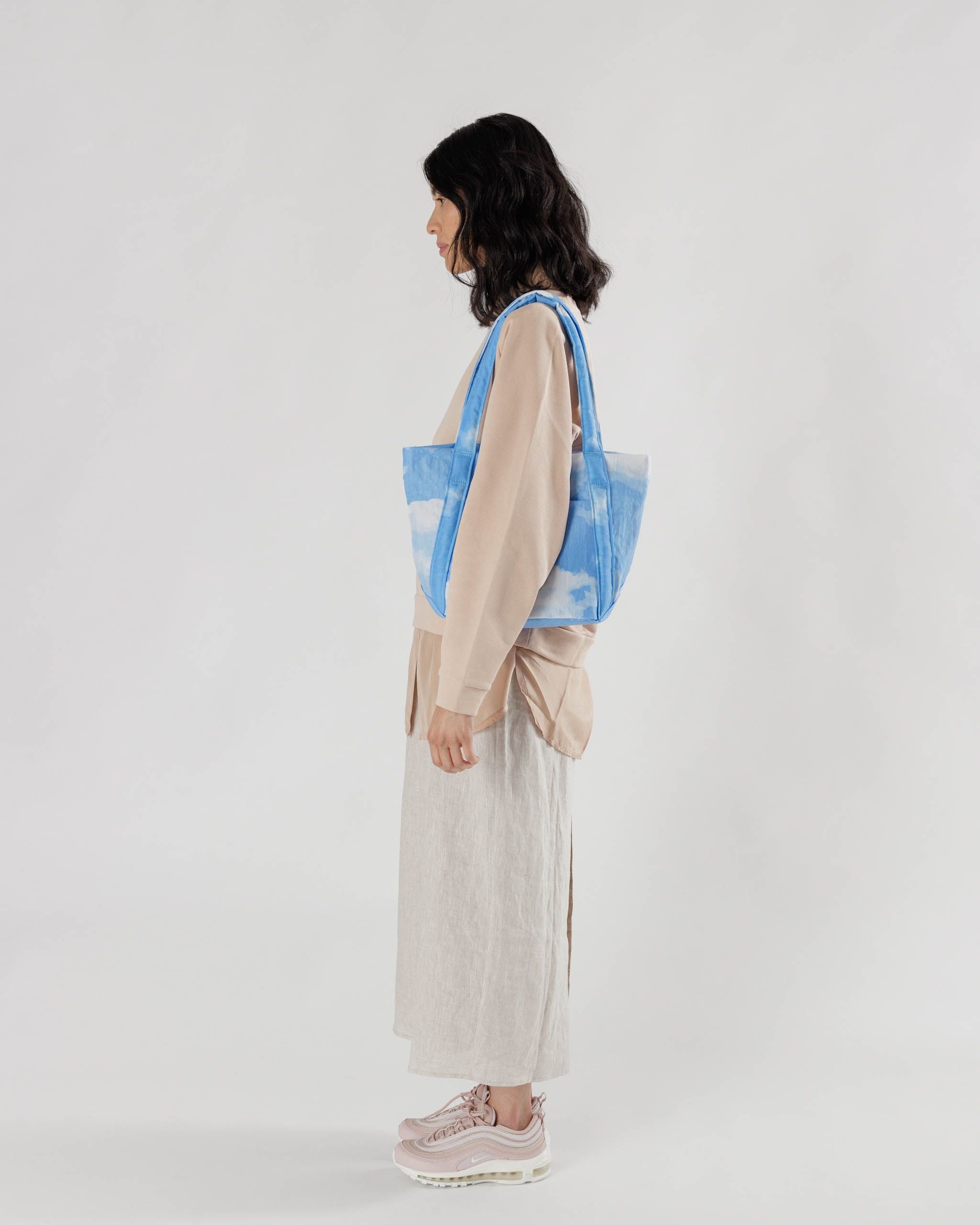 Cloud Carry-on : Navy - Baggu